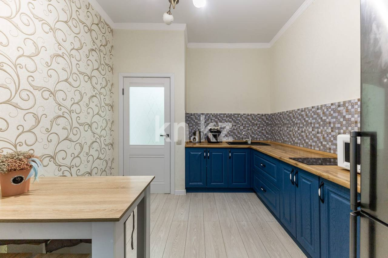 Аренда 1-комнатной квартиры, 40 м², ул. Айтеке би, дом  14 - Аренда квартир помесячно в Астане с фото фото 1 из 6