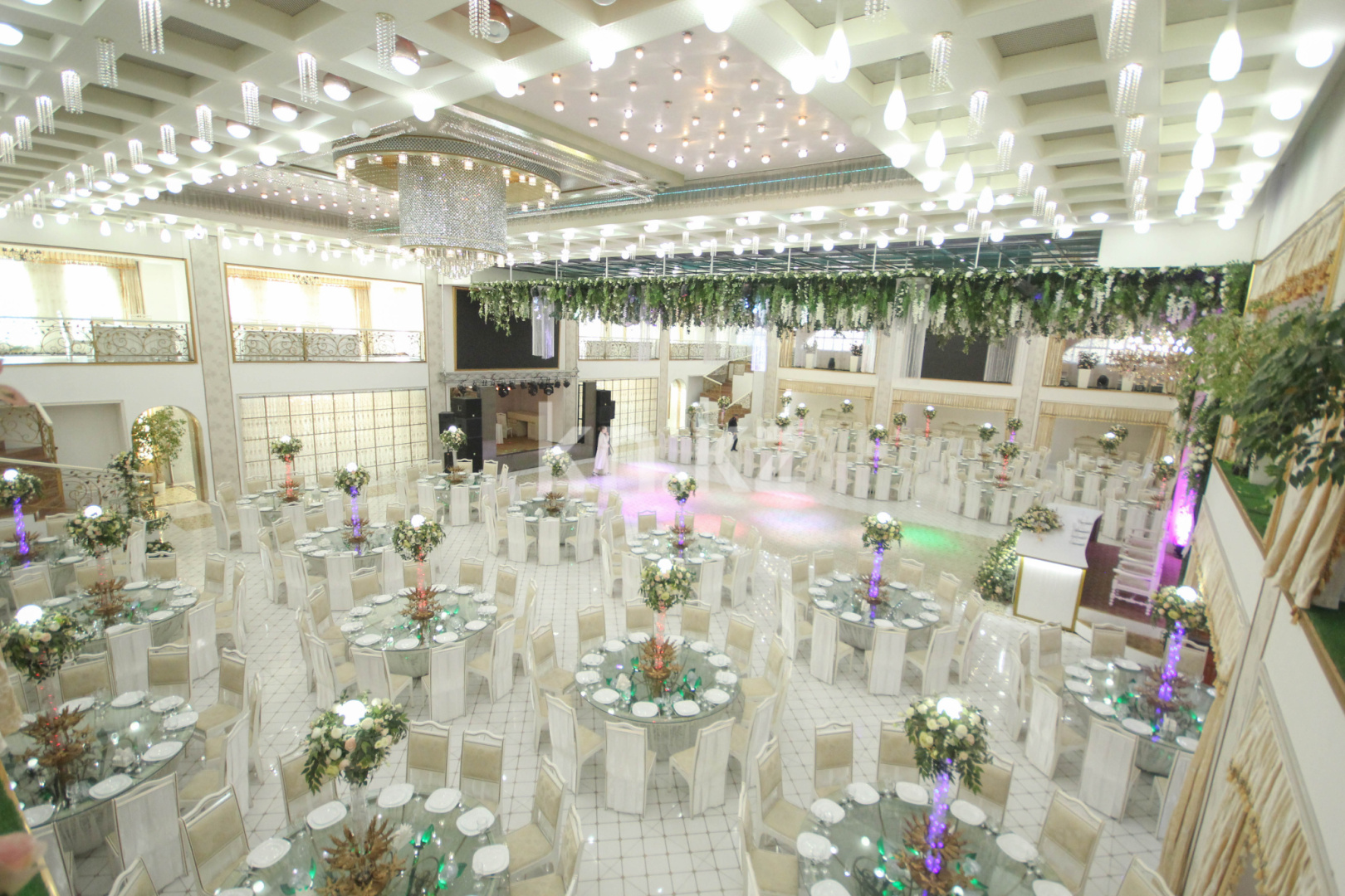 Продажа , 3000 м², пр. Дулати - Продажа действующего бизнеса в Алматы с фото фото 6 из 9