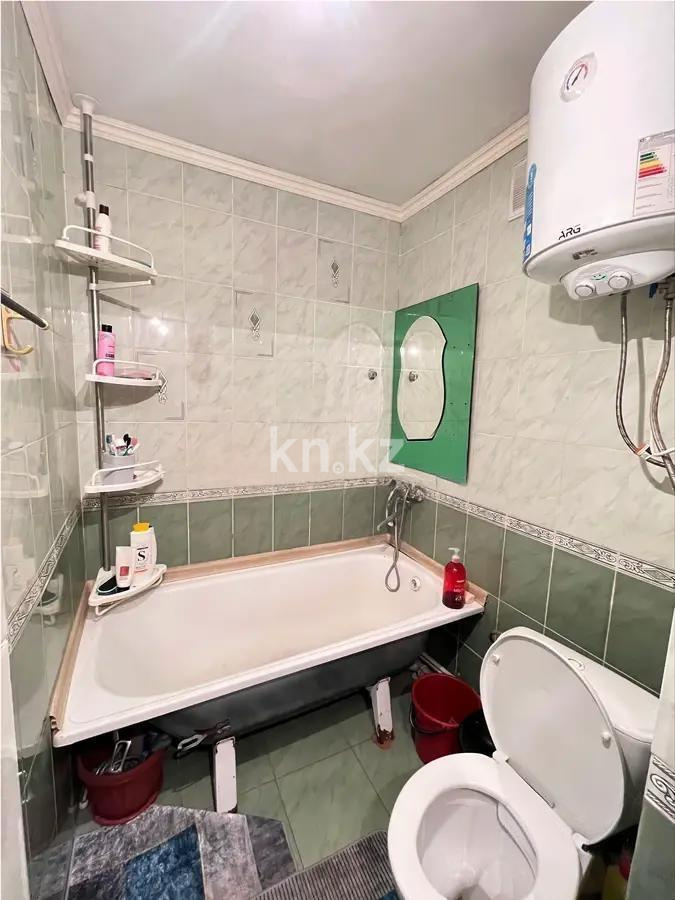 Продажа 2-комнатной квартиры, 44 м², мкр-н 12, дом  6 - Продажа  двухкомнатных квартир в Караганде без посредников фото 4 из 5