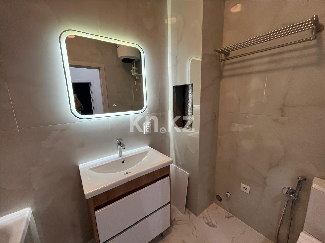 Продажа 2-комнатной квартиры, 58 м², пр. Шахтеров, дом  20/4 - Продажа квартир в Караганде фото 11 из 15