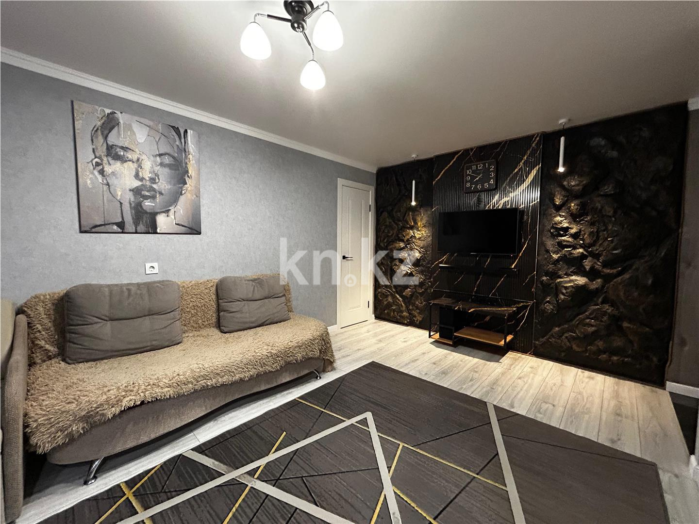 Продажа 1-комнатной квартиры, 32 м², ул. Гастелло, дом  34 - Продажа квартир в Караганде фото 1 из 10