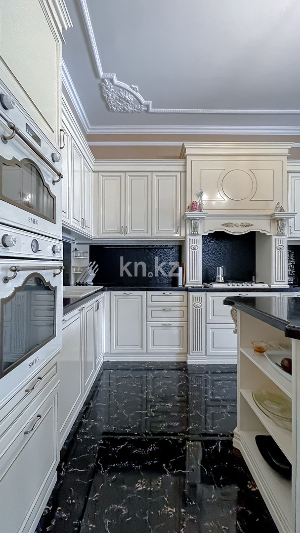 Аренда 6-комнатного дома, 380 м² - Аренда недвижимости в Алматы фото 13 из 19