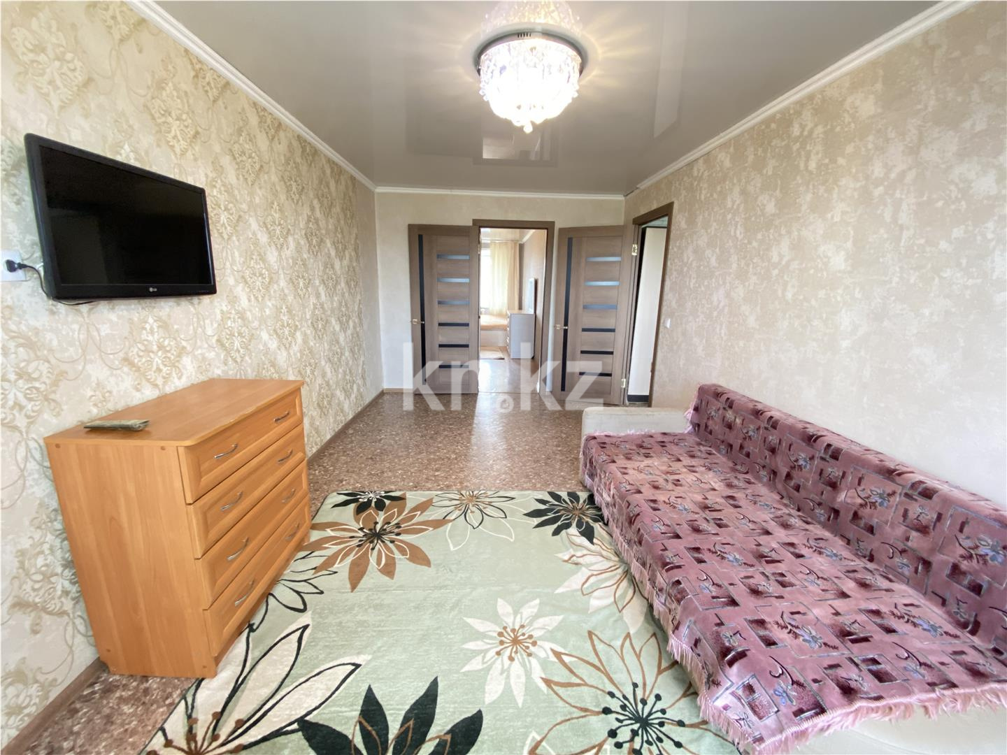 Продажа 2-комнатной квартиры, 42 м², ул. Зелинского - Продажа квартир в Караганде фото 1 из 7