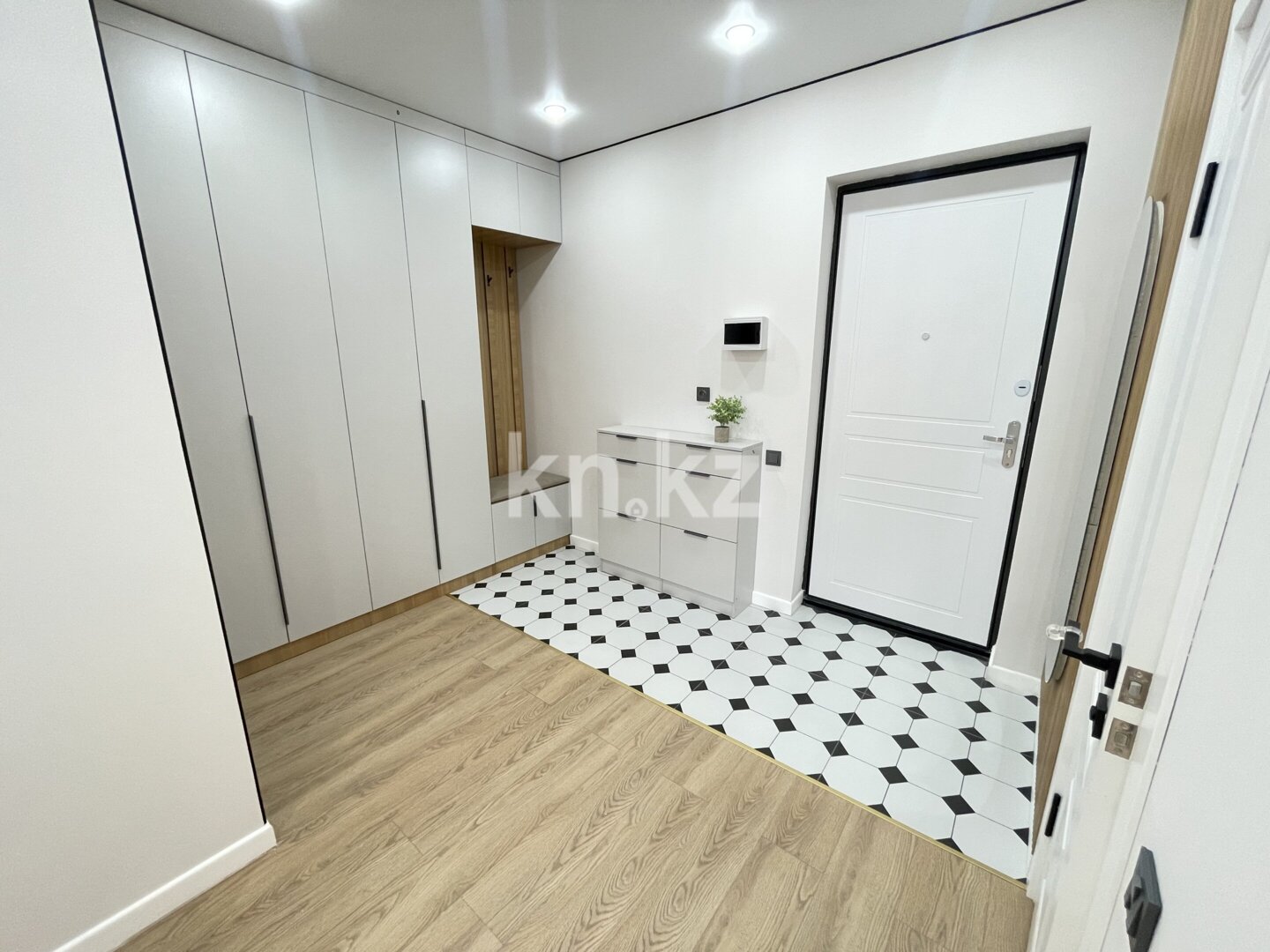 Продажа 2-комнатной квартиры, 37 м² в Алматы - фото 9