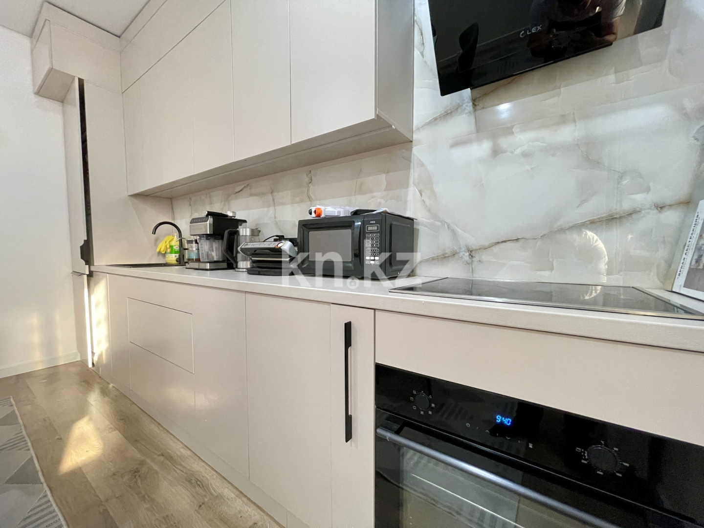 Продажа 3-комнатной квартиры, 101.9 м² - Продажа  трехкомнатных квартир в Алматы фото 3 из 28