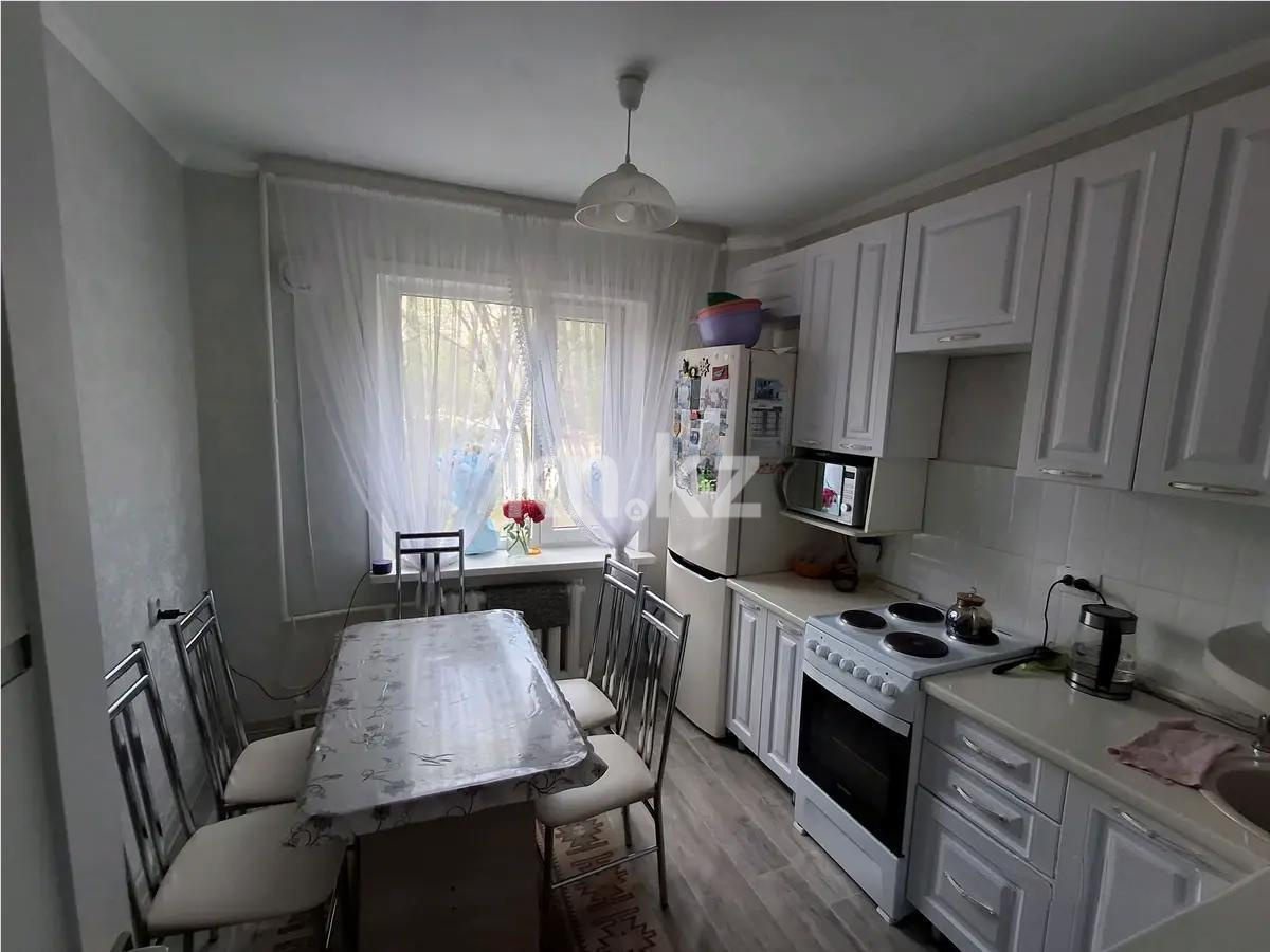 Продажа 4-комнатной квартиры, 78 м², пр. Республики, дом  30/2 - Продажа  четырехкомнатных квартир в Караганде фото 5 из 9