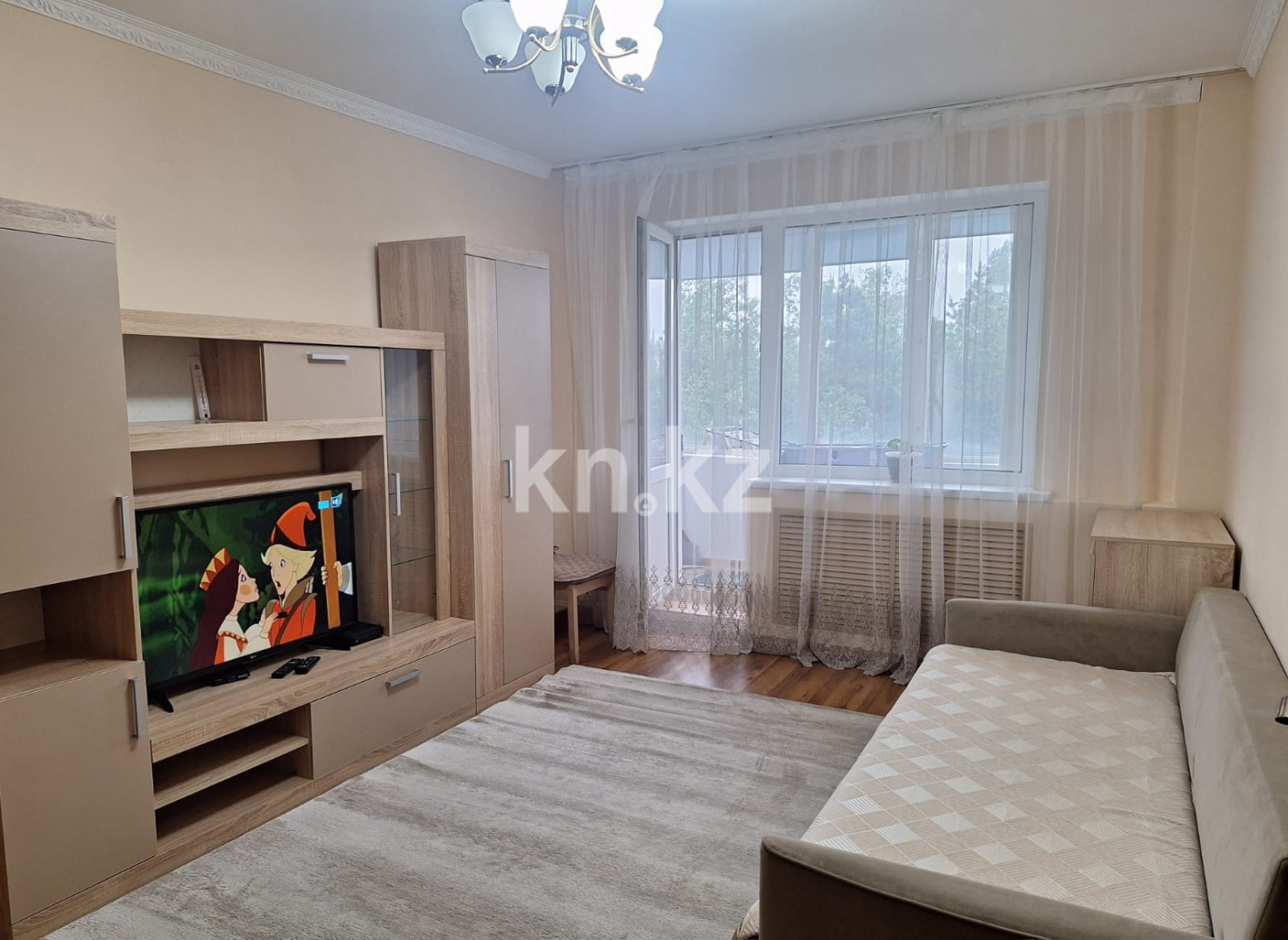 Аренда 1-комнатной квартиры, 37 м², ул. Ташенова, дом  15 - ул. Таха Хусейна - Аренда жилой и коммерческой недвижимости в Казахстане фото 1 из 4