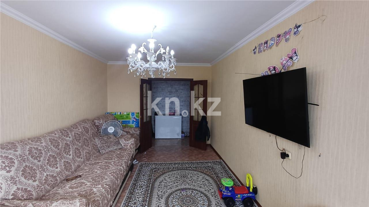 Продажа 3-комнатной квартиры, 67 м², мкр-н Восток-2 в Караганде - фото 2