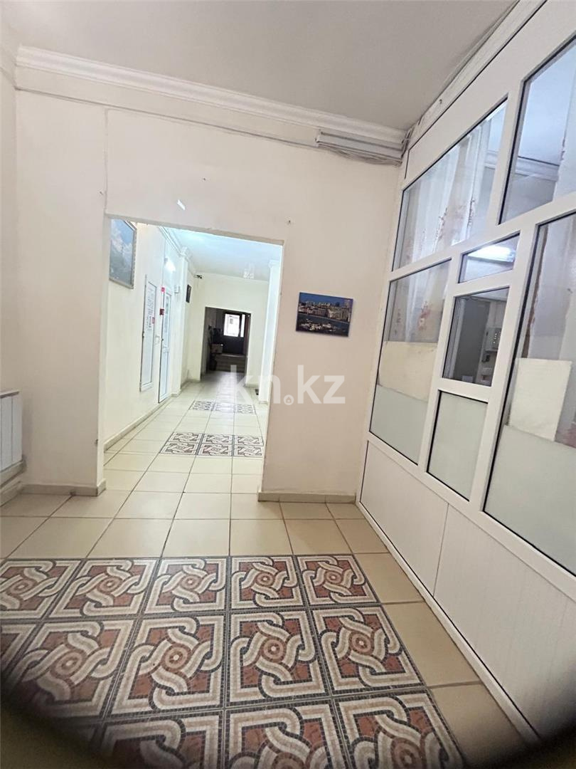 Продажа 5-комнатной квартиры, 162 м², пр. Республики - Продажа  пятикомнатных квартир в новостройках Астаны фото 26 из 28