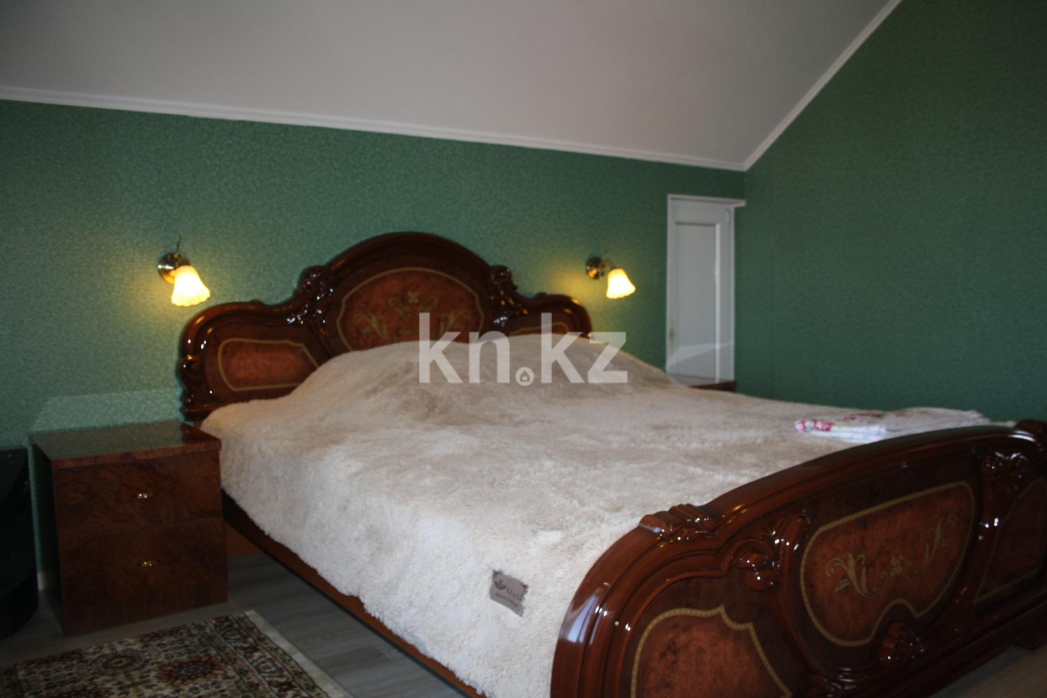 Аренда 3-комнатной квартиры посуточно, 75 м², ул. Победы, дом  105 - Аренда жилой и коммерческой недвижимости в Уральске фото 6 из 18