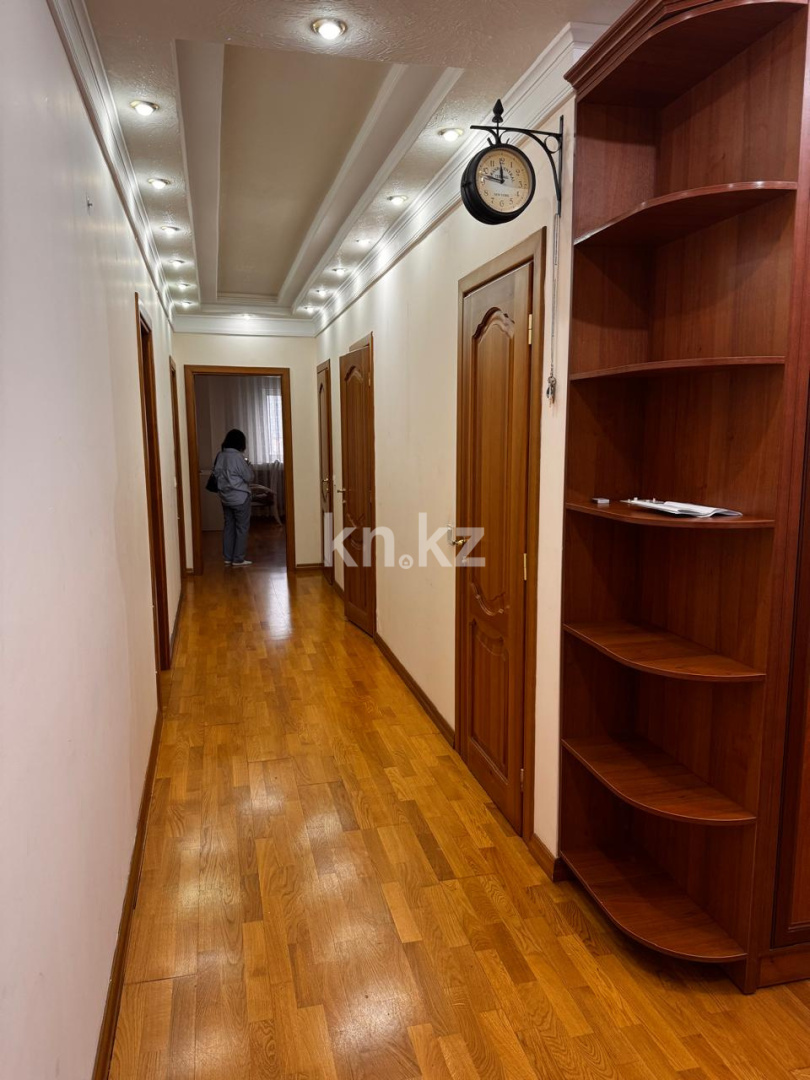 Аренда 3-комнатной квартиры, 110 м², ул. Отырар, дом  2/1 - Республики-Кенесары в Астане - фото 4