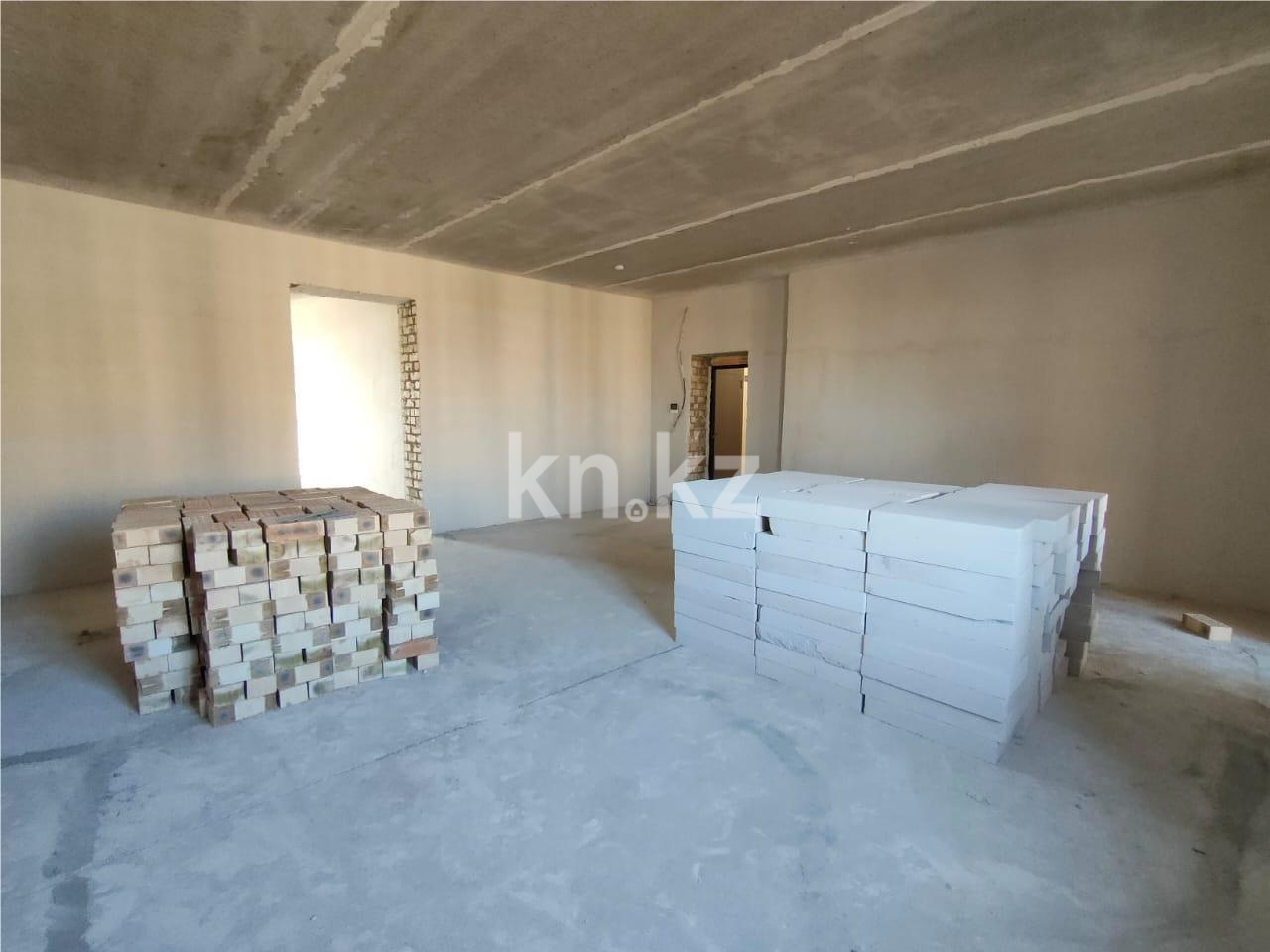 Продажа 2-комнатной квартиры, 66 м² - Продажа двухкомнатных квартир в кирпичном доме в Караганде - страница 17 фото 1 из 11