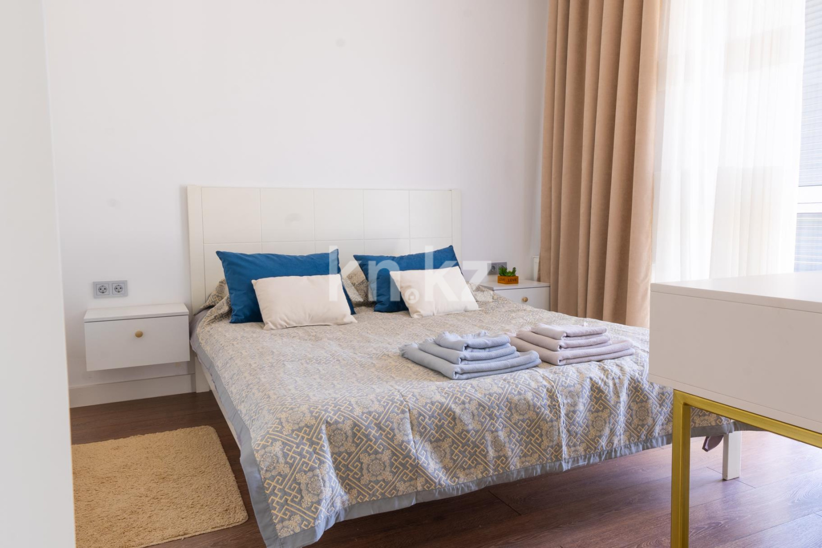 Аренда 2-комнатной квартиры посуточно, 56 м², Гагарина, дом  233 - Аренда  двухкомнатных квартир посуточно в Алматы фото 11 из 24