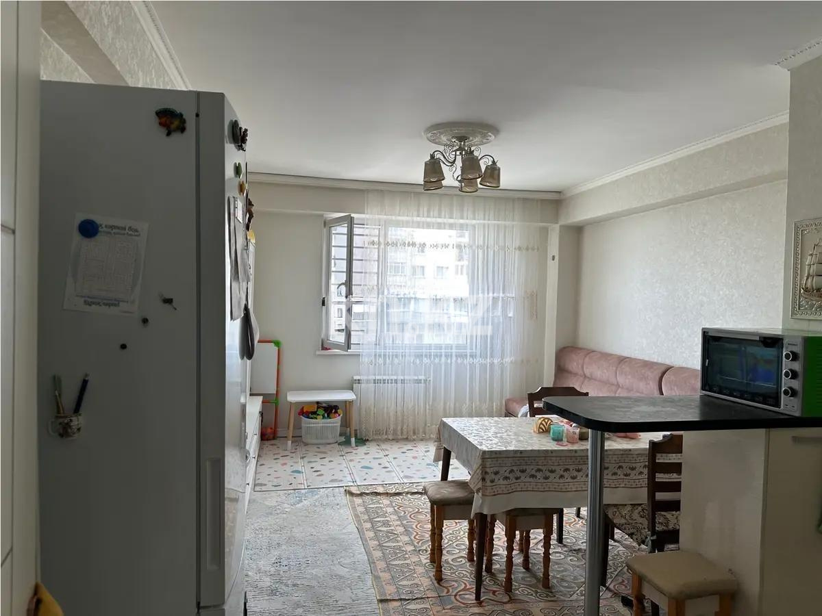 Продажа 3-комнатной квартиры, 96 м², ул. Толе би, дом  273/8 - Продажа квартир в Алматы с фото фото 1 из 6