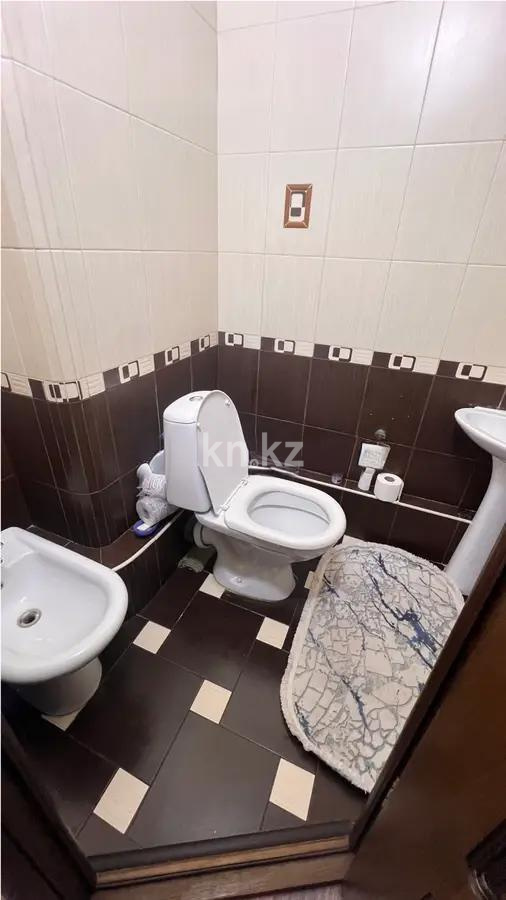 Продажа 3-комнатной квартиры, 74 м², мкр-н Аксай-1, дом  4 в Алматы - фото 6