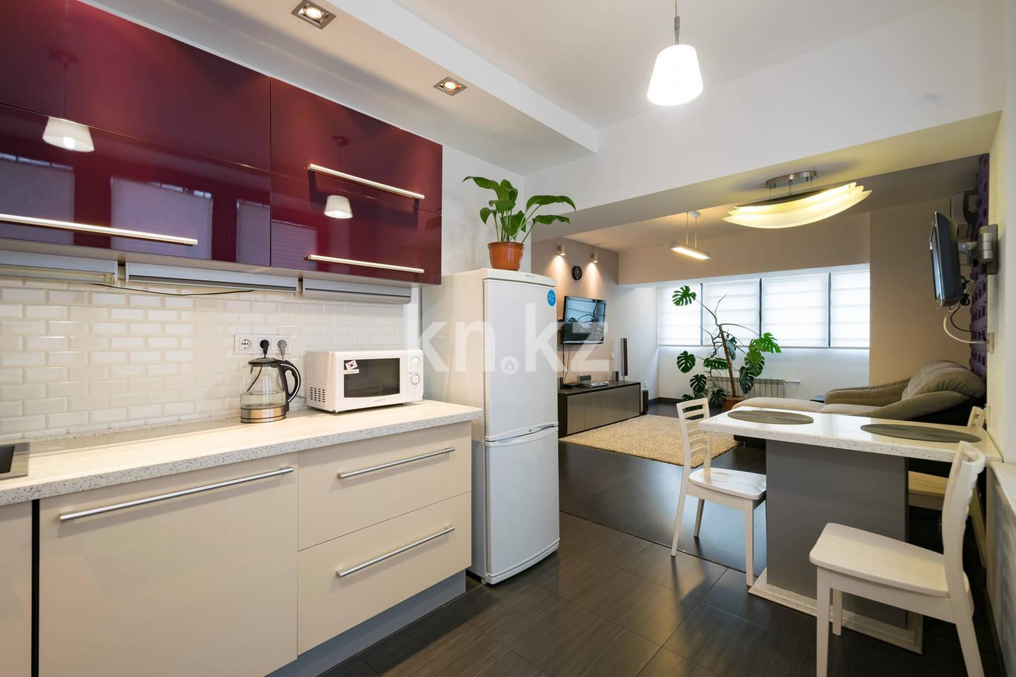 Аренда 2-комнатной квартиры посуточно, 70 м², ул. Наурызбай батыра, дом  37 - ул. Гоголя - Аренда квартир посуточно в Алматы фото 5 из 13