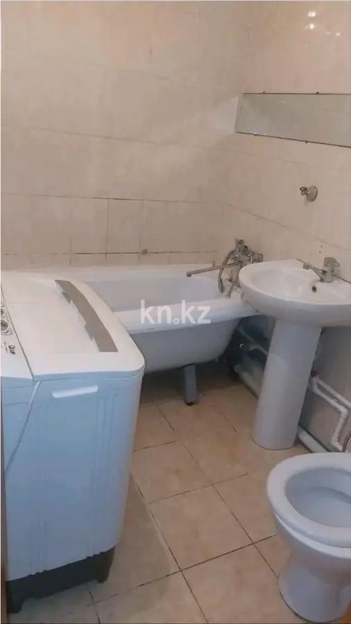 Продажа 3-комнатной квартиры, 47 м², мкр-н 16, дом  39 - Продажа квартир в Караганде фото 3 из 4