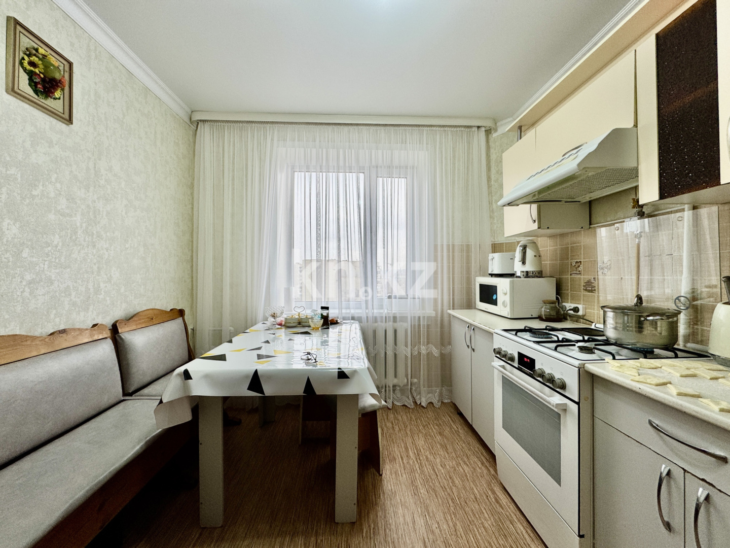 Продажа 4-комнатной квартиры, 77 м², ул. Гапеева, дом  12 - Продажа квартир в Караганде фото 10 из 40