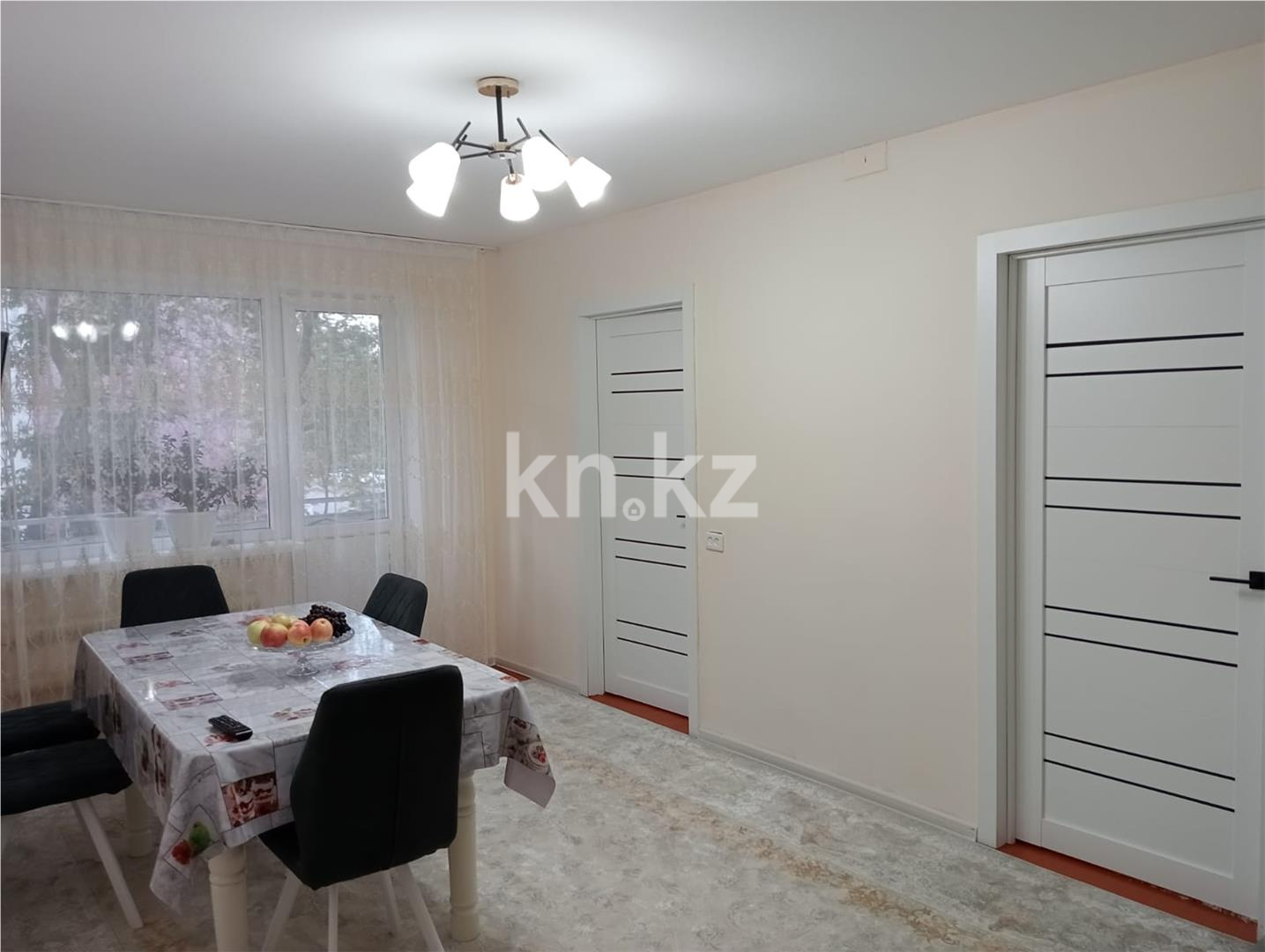 Продажа 3-комнатной квартиры, 44 м², 30А квартал - Продажа  трехкомнатных квартир в Абае фото 1 из 9