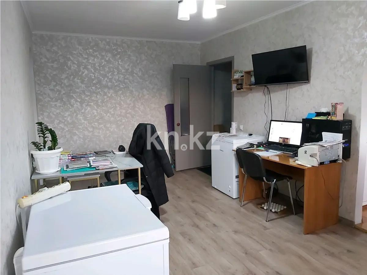 Продажа 3-комнатной квартиры, 60 м², ул. Гапеева, дом  1 - Продажа квартир в Казахстане фото 1 из 6