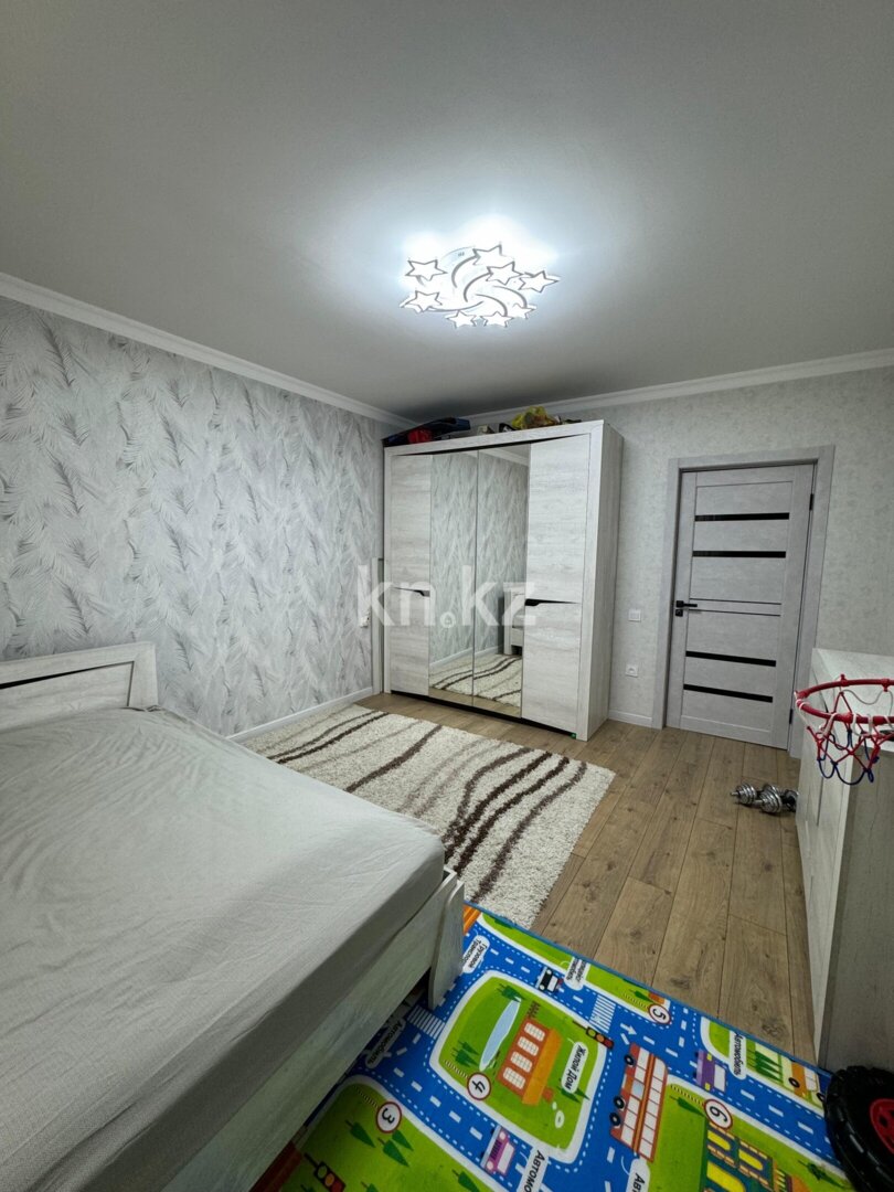 Продажа 3-комнатной квартиры, 95.4 м² в Уральске - фото 8