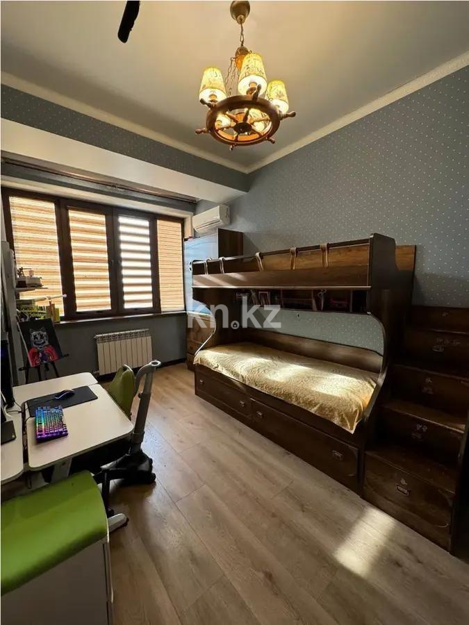 Продажа 4-комнатной квартиры, 170 м², ул. Варламова, дом  33 в Алматы - фото 4