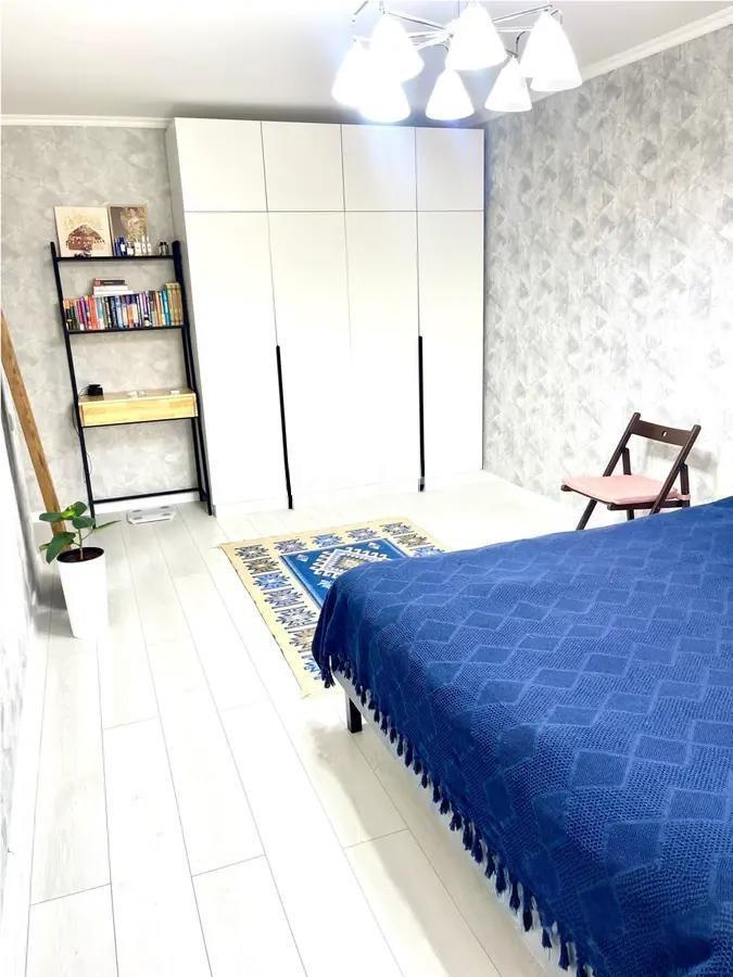 Продажа 1-комнатной квартиры, 31.6 м², мкр-н Орбита-2, дом  17 - Продажа квартир в Алматы фото 1 из 4