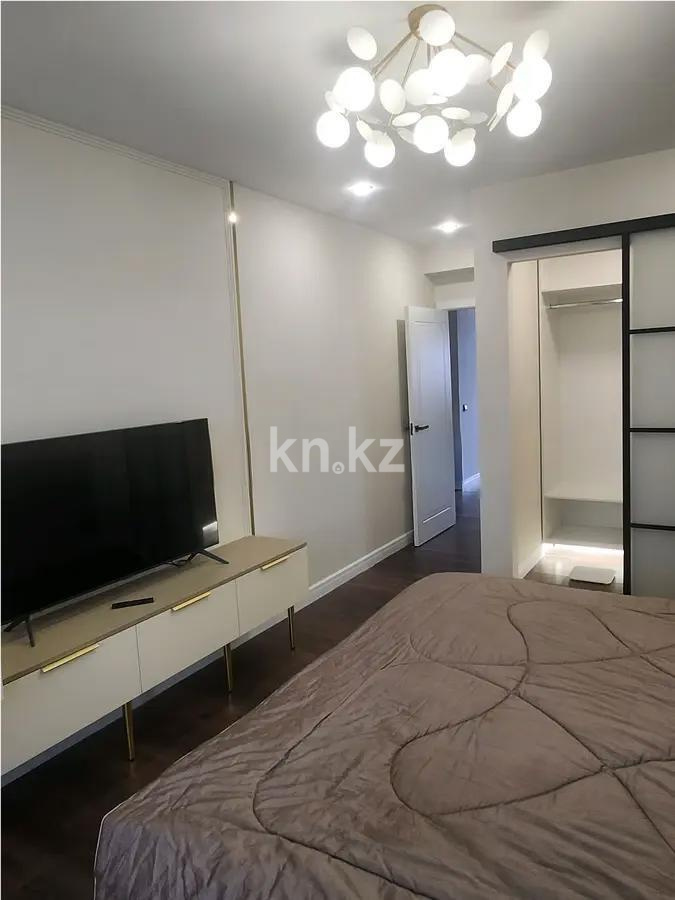 Продажа 2-комнатной квартиры, 77 м² в Алматы