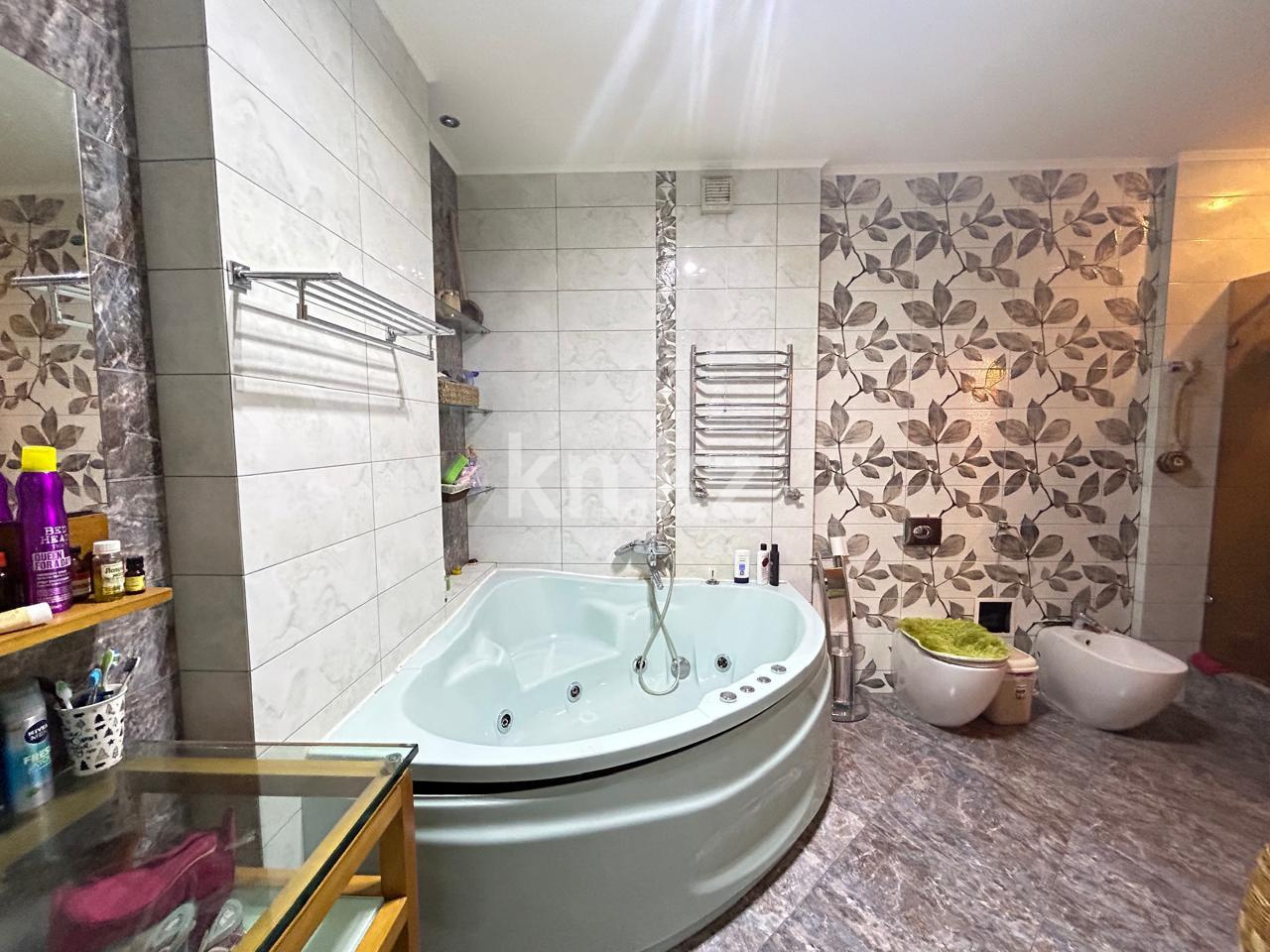 Продажа 5-комнатной квартиры, 162 м², пр. Республики - Продажа  пятикомнатных квартир в новостройках Астаны фото 21 из 28