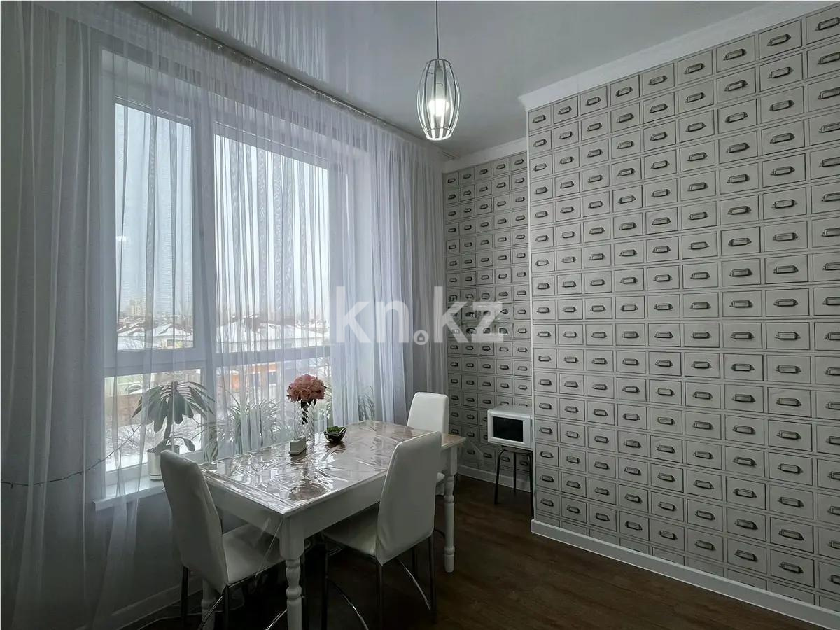 Продажа 1-комнатной квартиры, 40 м², ул. Бокейхана, дом  25 - Продажа квартир в Казахстане фото 1 из 2