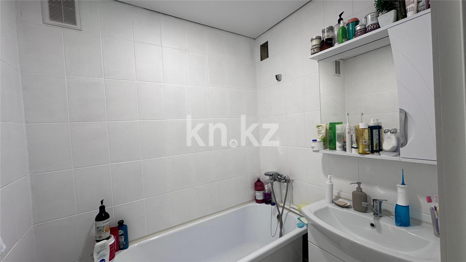 Продажа 2-комнатной квартиры, 49 м², ул. Гапеева - Продажа  двухкомнатных квартир в Караганде фото 7 из 11