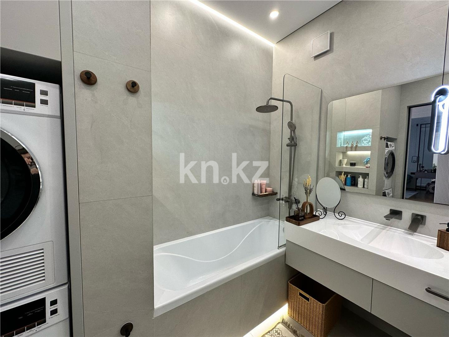 Продажа 2-комнатной квартиры, 63 м², пр. Республики, дом  49 - Продажа  двухкомнатных квартир в Караганде фото 13 из 17