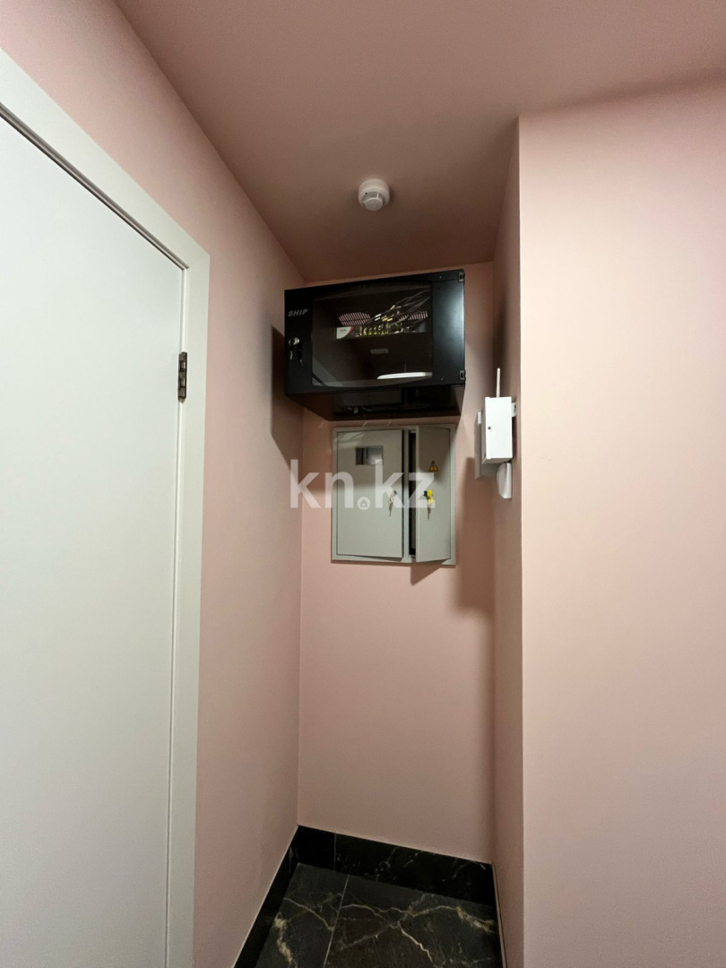 Продажа , 103.8 м², ул. Дюсембекова, дом  44/2 - Продажа офисных и торговых помещений в Караганде фото 9 из 10