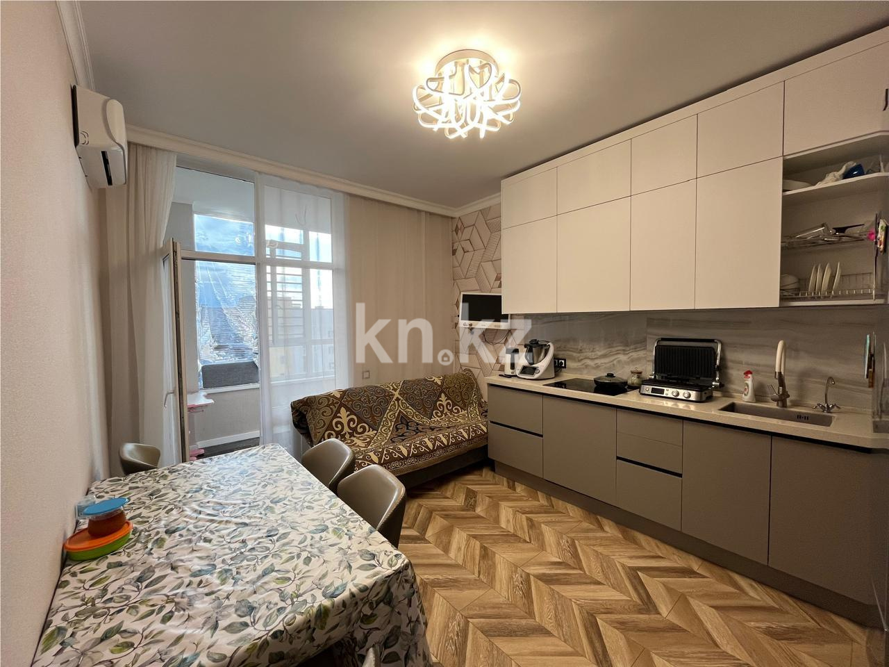 Продажа 2-комнатной квартиры, 72 м² - Продажа квартир в Семее фото 2 из 15
