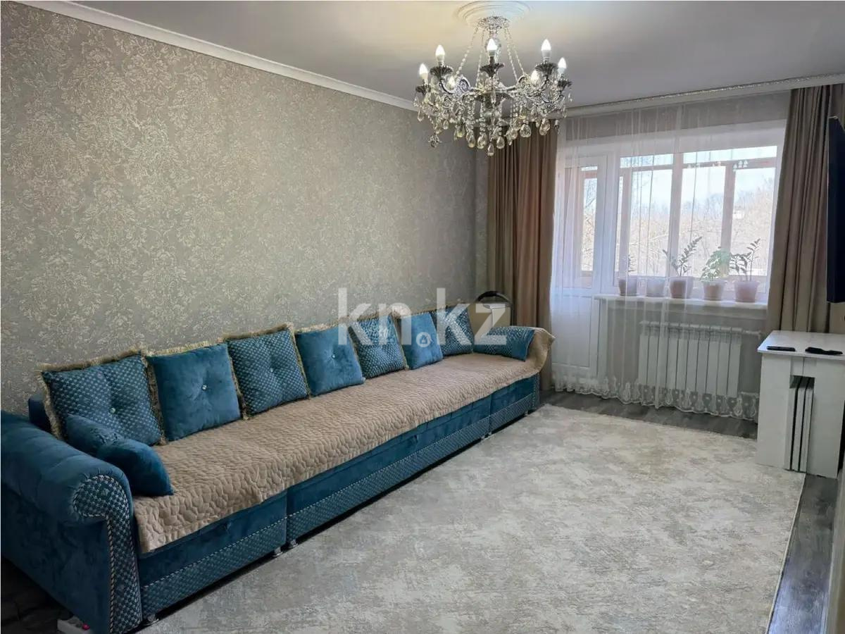 Продажа 3-комнатной квартиры, 62 м², 1 кв-л, дом  8 - Продажа  трехкомнатных квартир в Караганде без посредников фото 1 из 7