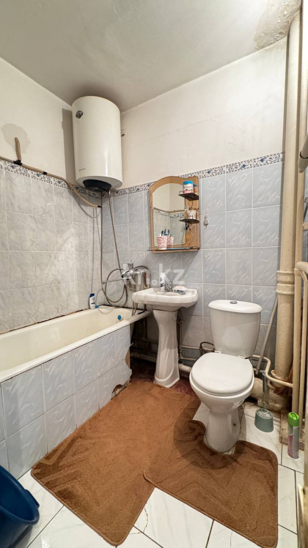 Продажа 1-комнатной квартиры, 38 м², 10 мкр, дом  24 - Продажа и аренда недвижимости в Таразе фото 7 из 14