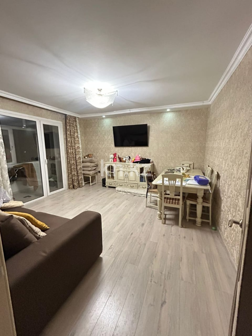 Продажа 4-комнатной квартиры, 83 м², мкр-н Степной-4, дом  32 - Продажа  четырехкомнатных квартир в Караганде фото 1 из 5