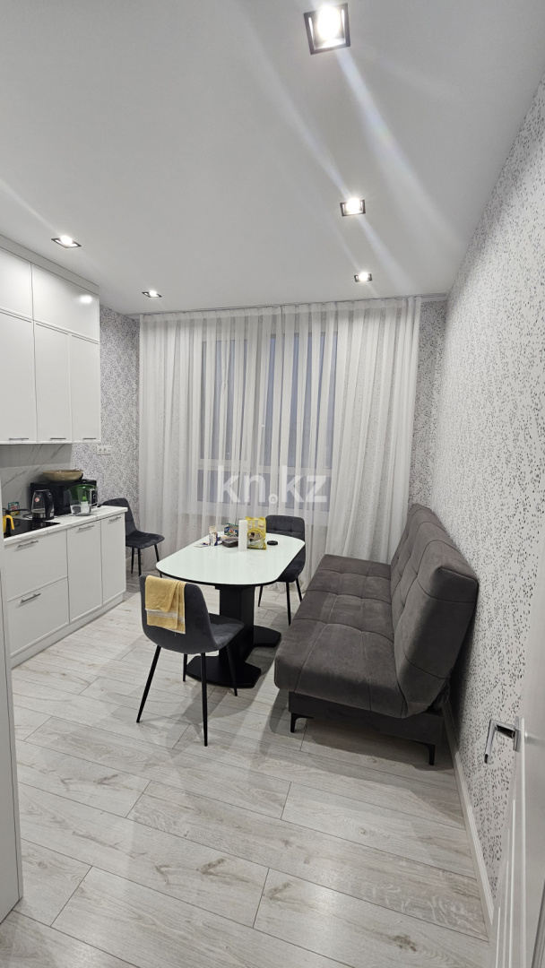 Аренда , 40 м², ул. Толе би, дом  59 - ул. Достык - Продажа квартир в Астане фото 1 из 3