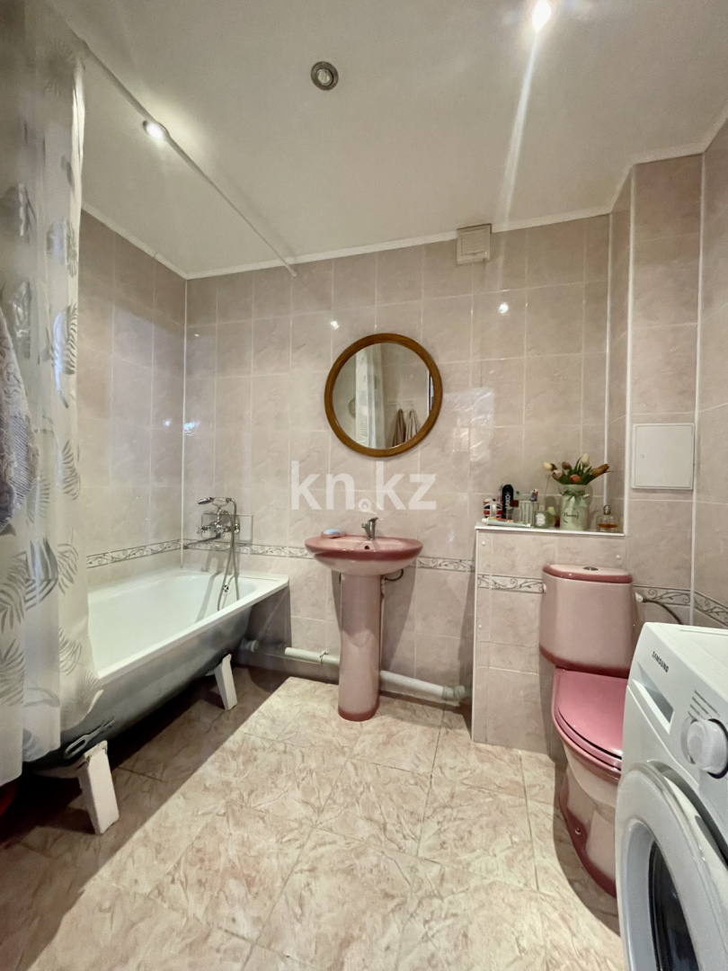 Продажа 2-комнатной квартиры, 51.2 м², мкр-н Мамраева (Восток-5), дом  34 в Караганде - фото 12