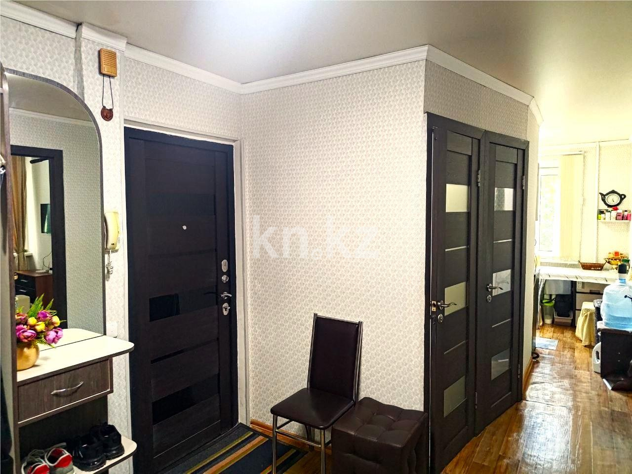 Продажа 3-комнатной квартиры, 62 м² - Продажа квартир в Караганде - страница 4 фото 10 из 14