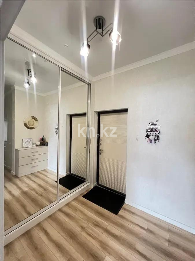 Продажа 3-комнатной квартиры, 62 м², ул. Кумисбекова, дом  2 в Астане - фото 6