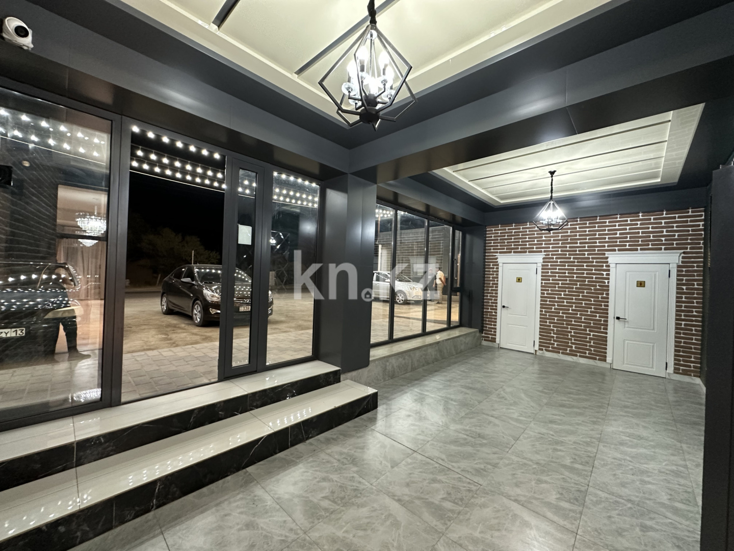 Продажа , 1000 м², пр. Кунаева, дом  363 - Продажа офисных и торговых помещений в Шымкенте фото 5 из 22