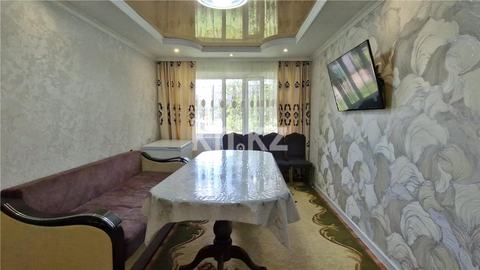 Продажа 3-комнатной квартиры, 63 м², мкр-н 15 - Продажа  трехкомнатных квартир в Караганде фото 1 из 16