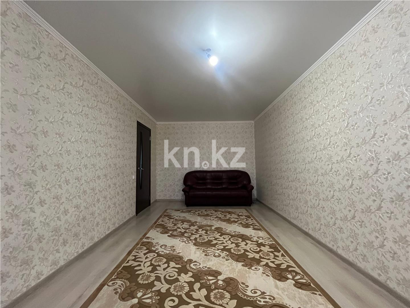 Продажа 1-комнатной квартиры, 34 м², мкр. 8-й мкр. - Продажа квартир в Темиртау фото 2 из 13