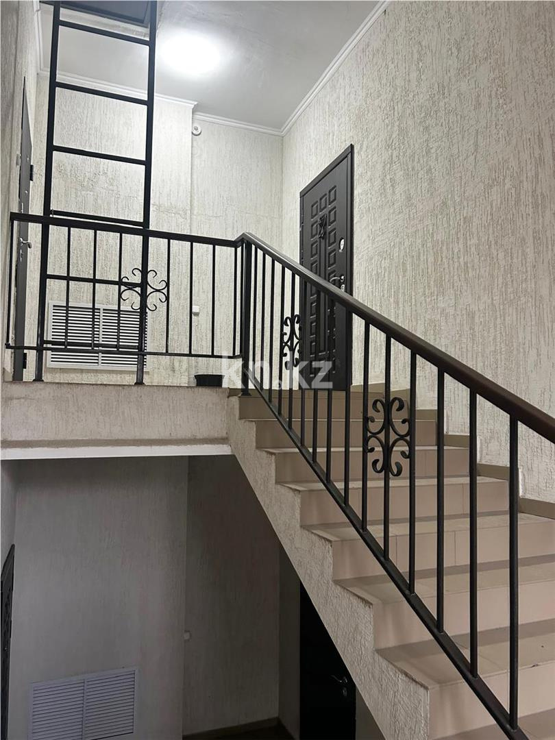 Продажа 3-комнатной квартиры, 95 м², ул. Муканова в Караганде - фото 13