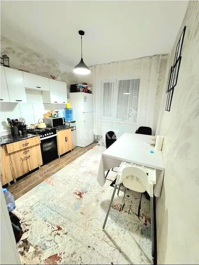 Продажа 2-комнатной квартиры, 70 м², ул. Момышулы - Продажа  двухкомнатных квартир в Караганде фото 1 из 6