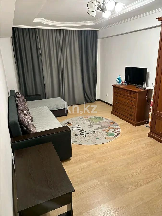 Продажа 4-комнатной квартиры, 93.5 м², пр. Сейфуллина, дом  14А - Продажа квартир в Алматы фото 1 из 8