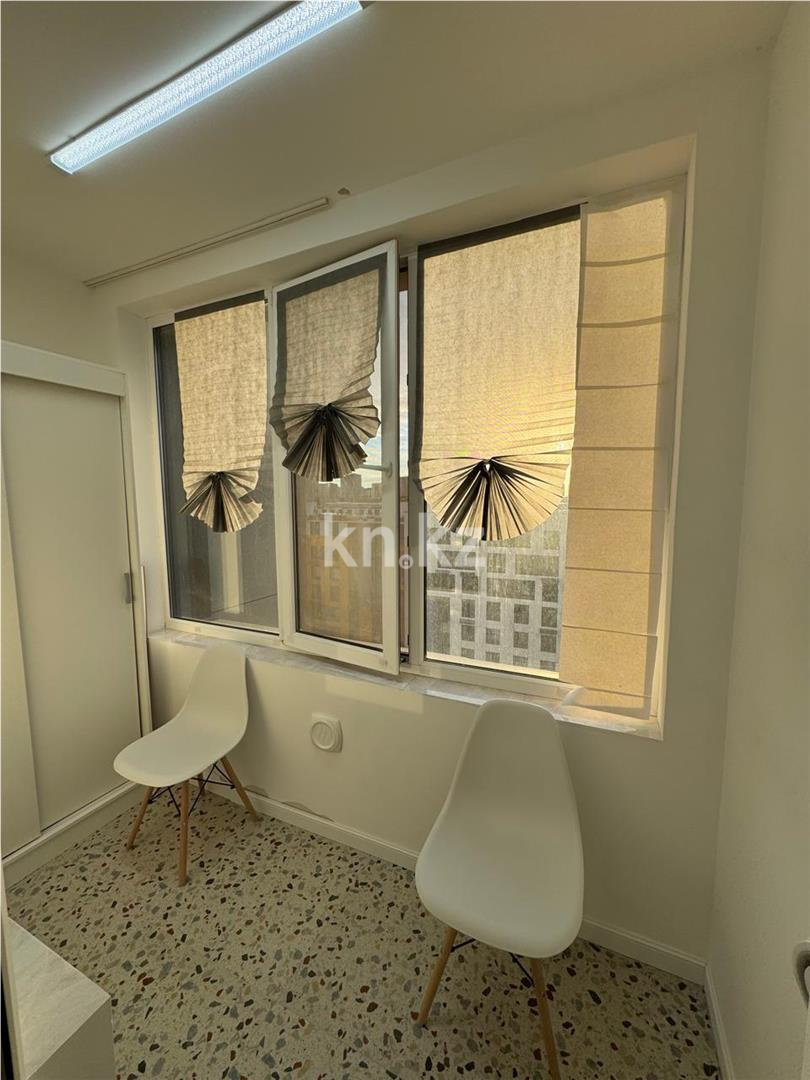 Продажа 2-комнатной квартиры, 40 м², ул. Бектурова в Астане - фото 6