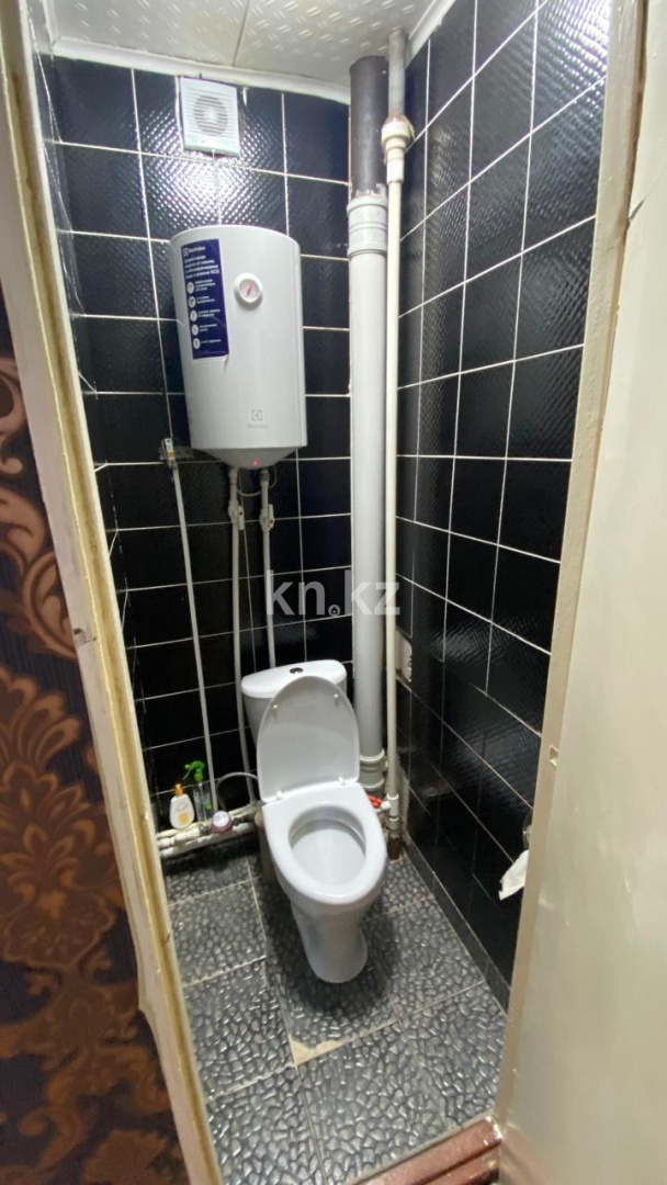 Продажа 3-комнатной квартиры, 62 м², мкр-н Восток-3, дом  13 - Продажа квартир в Караганде фото 11 из 12