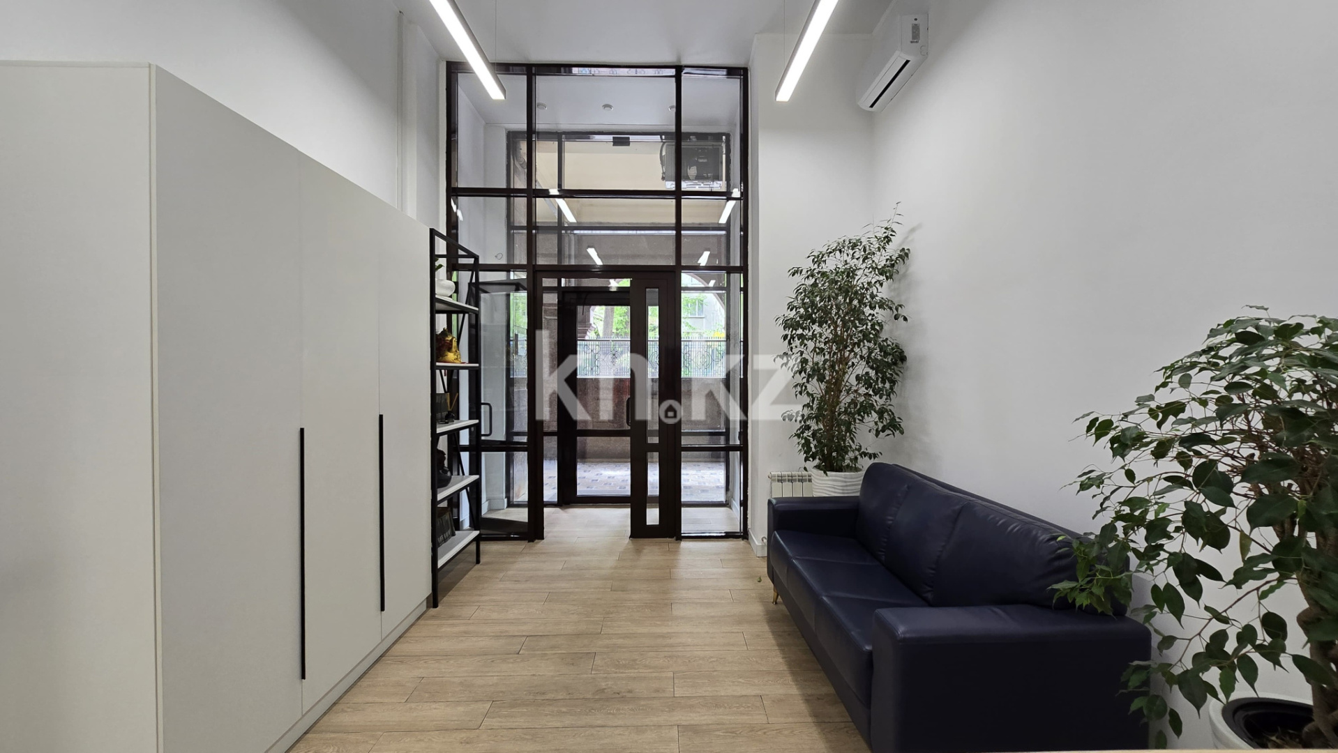 Продажа , 260 м², ул. Митина, дом  4 - Достык - Продажа офисных и торговых помещений в Алматы с фото фото 13 из 40